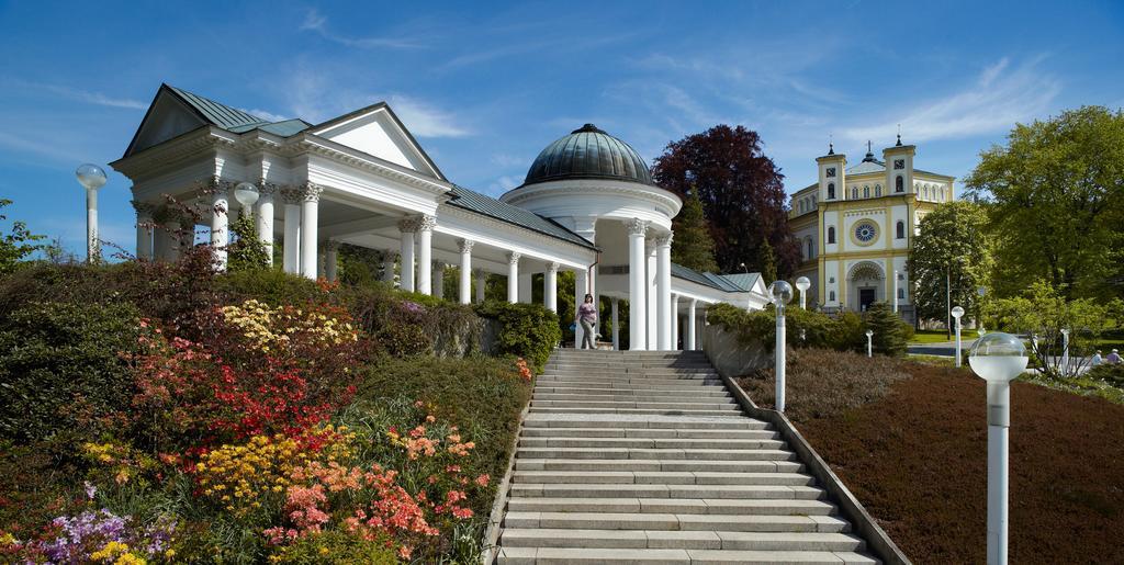Hotel Excelsior Mariánské Lázně Exteriör bild