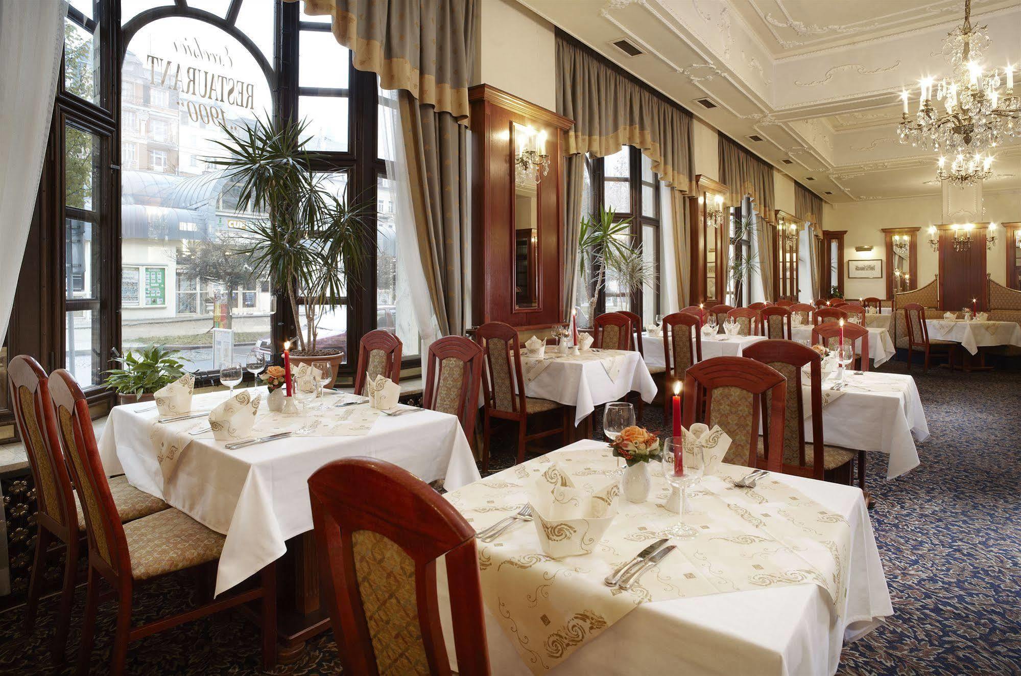 Hotel Excelsior Mariánské Lázně Exteriör bild