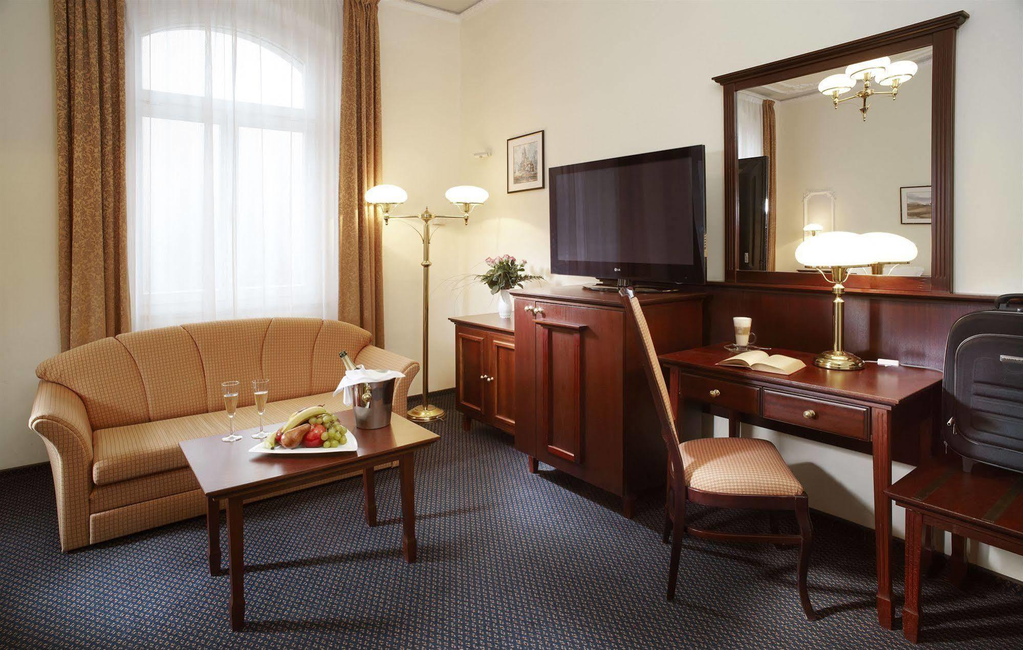 Hotel Excelsior Mariánské Lázně Exteriör bild